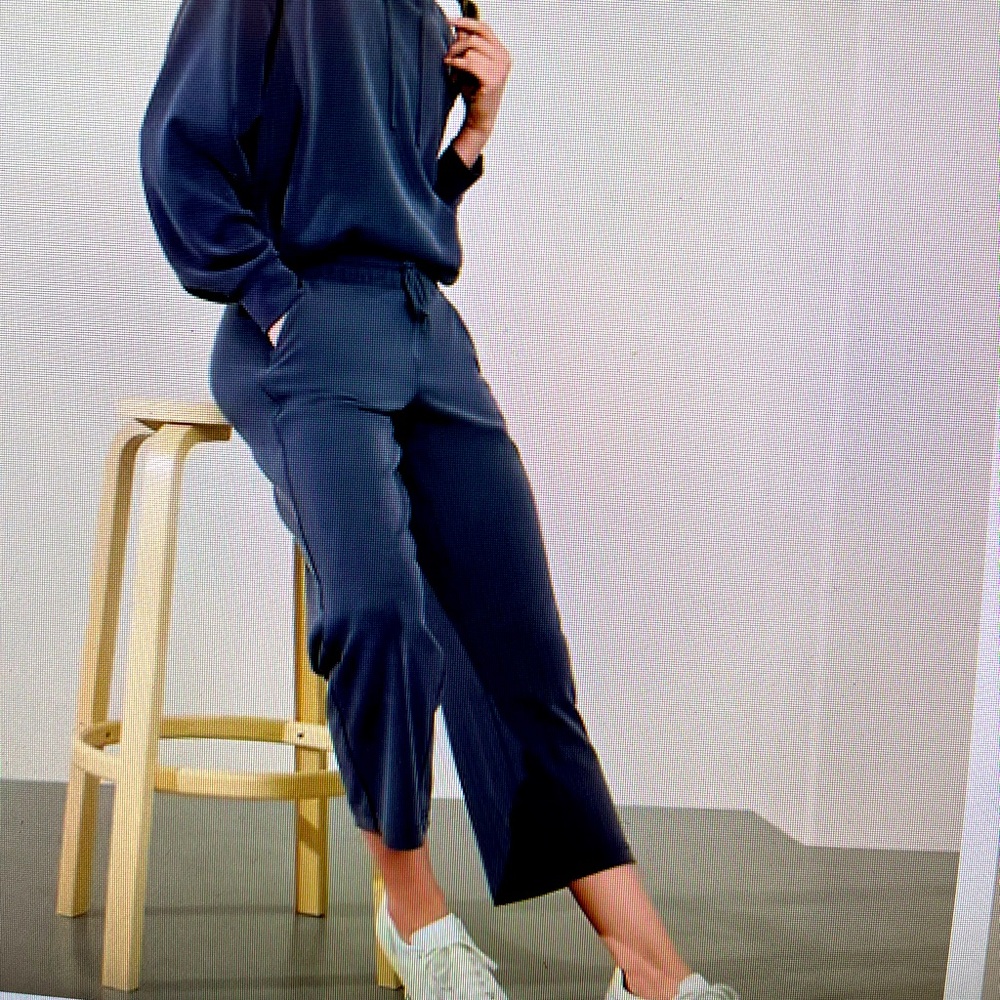 Athleta seasoft straight pant